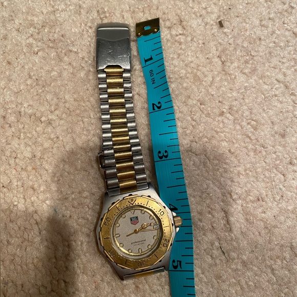 TAG Women’s Watch - Picture 13 of 14